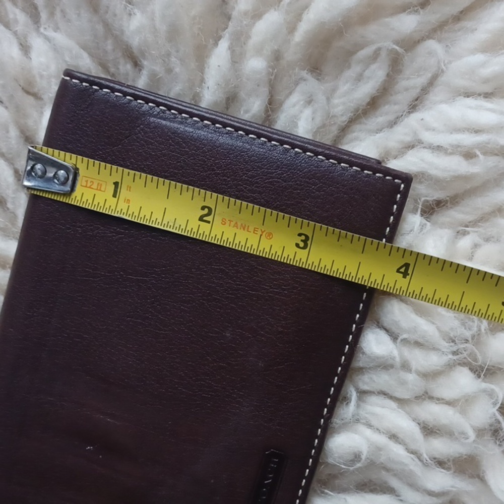 Coach Checkbook  cover - Picture 9 of 11